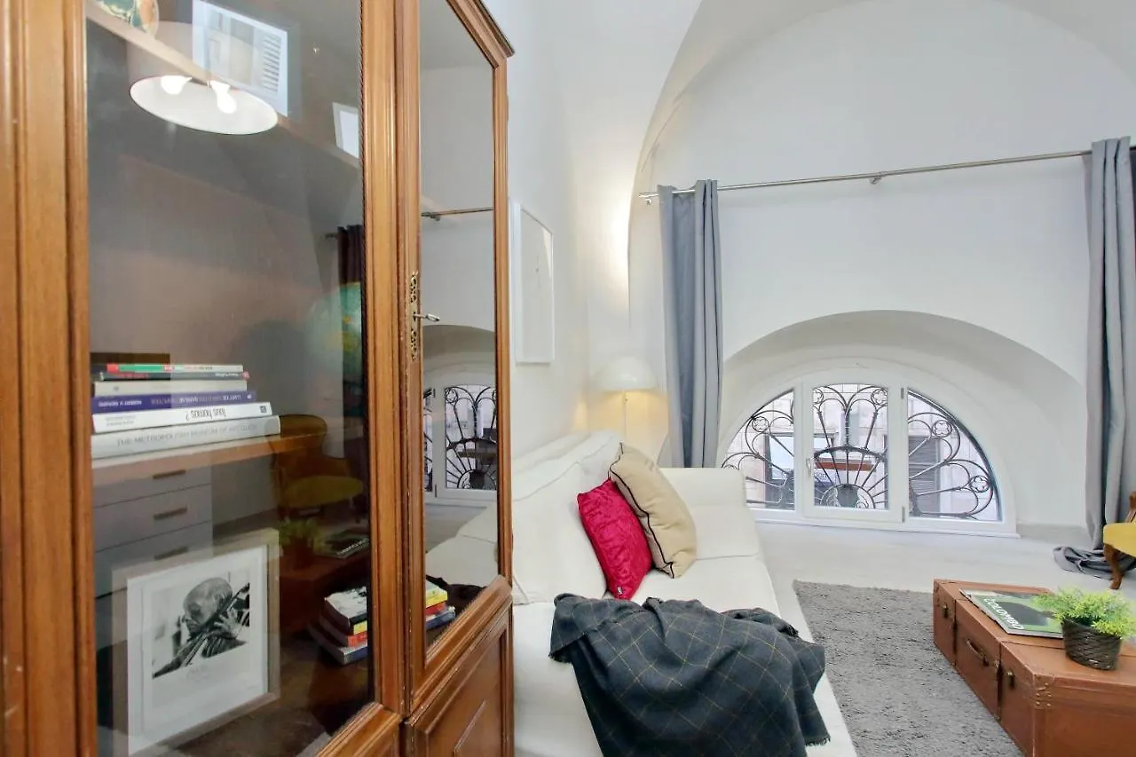 Ponte Cavour Apartment Rom